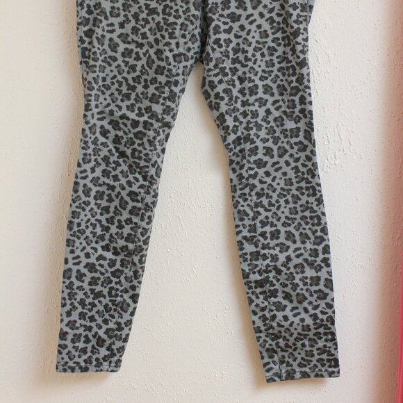 #531 Jessica Simpson Animal Print Jeans Size 14W Regular - Picture 2 of 9